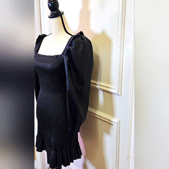 7 For All Mankind Black  Smocked,Long Sleeve,Faux Leather Dress,Medium,NWT - Picture 4 of 16